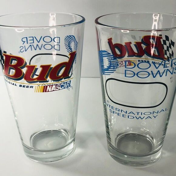 NASCAR - Dover Downs 2 Budweiser Beer Glasses - Picture 1 of 1